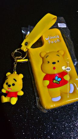 MOM-ments in Tech 🛍️🛒📱🤳