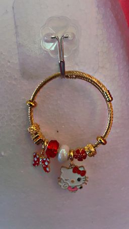 Simple MOM-ments 🥰💕🛍️🛒