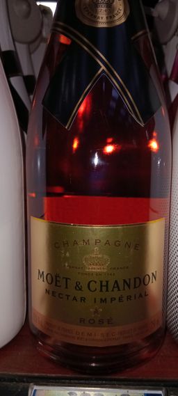 Moet & Chandon Nectar Rose 750ml