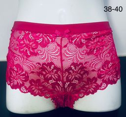 Shorty tout en dentelle 