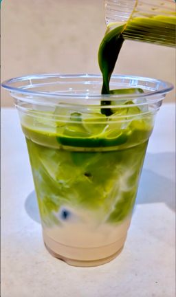Iced Matcha Latte (Soymilk)