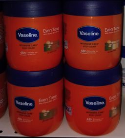 Vasel. B.Cr Even Tone 400ml