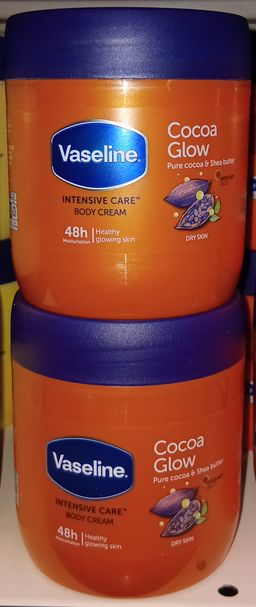 Vasel. B.Cr Cocoa Glow 400ml