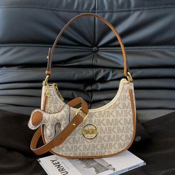 High-waist medium bag