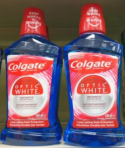 Colgate Mouthwash Optic White Fresh Mint 500ml