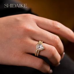 Hot Selling Women's Fashionable Micro-Set Sparkling Diamond Zircon Brass Drop-Shaped Rings For Marriage Proposals