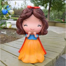 XL Snow White