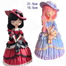 21cm Girl2 2023