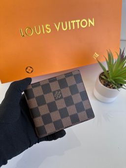 LV brown Square pattern