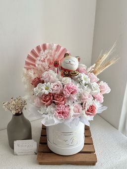  Lucky Cat Grand Opening Flower Box 