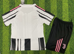 Conjunto Juventus 25/26