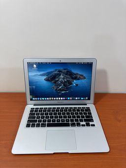 MacBook Air (13-inch, Mid 2012)