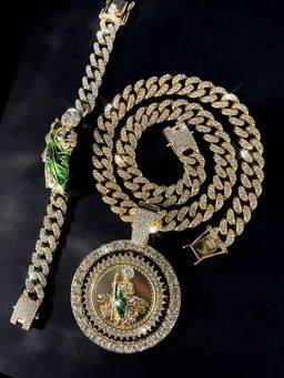 Hip Hop Cuban Link Chain Necklace with Saint Jude Pendant and Bracelet Fashion Rotatable Jewelry Set Party and Daily Decor