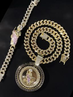 Hip Hop Cuban Link Chain Necklace with Saint Jude Pendant and Bracelet Fashion Rotatable Jewelry Set Party and Daily Decor