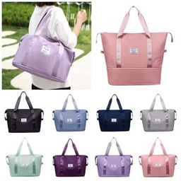 FOLDABLE TRAVELING BAG 