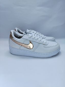 AF BLANCO CON DORADO