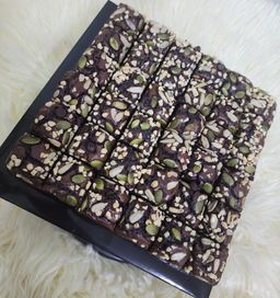 Fudge Belgian Brownies With Assorted Nuts 8x8 36pcs