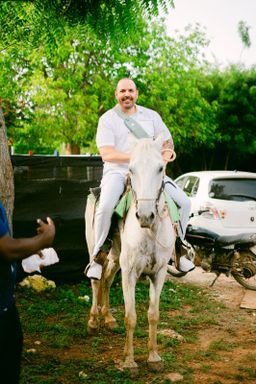 Horseback Riding – Aventura a Caballo en la Naturaleza Dominicana 