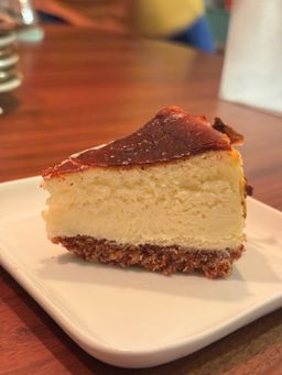 (Whole Cake) Spe"coco"loos Basque Cheesecake