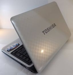 Toshiba Satellite L745