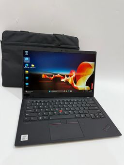  Lenovo ThinkPad X1 Carbon Gen 8