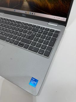 DELL LATITUDE 5520 (11th Generation)
