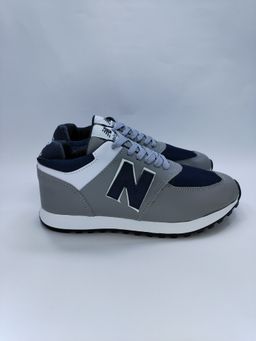 NEW BALANCE GRIS CON AZUL