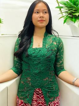 Baju Kebaya Bali 