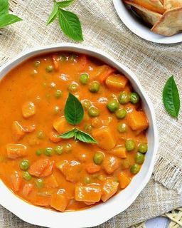 Njegele (Ugali & wali)