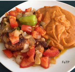 PATE ROUGE + POISSON FRIT - CHEZ MAMAN FIFA