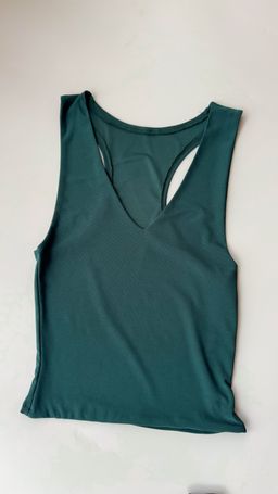 Emerald green 