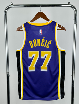 Camiseta Luka Dončić Los Angeles Lakers