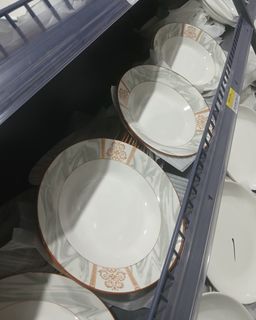 Assiettes Creuses Élégance Royale – Design Marbré & Dorures