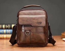 Sac Homme Excellente Qualité. Prix de vente: 12 000 FCFA  Bénéfice: 2000 FCFA/Sac vendu. Offre valable 30 jours renouvelable. Coût de la livraison supportée par My Business.