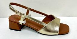 Chaussure Dame très bonne qualité. Pointure 37 à 42.  Prix de vente: 15 000 FCFA  Bénéfice 2000 FCFA/Chaussure vendue. Offre valable 30 jours renouvelable.