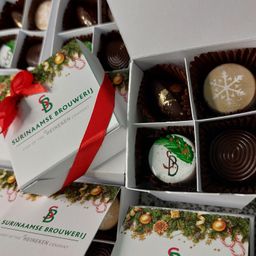 THE ART OF CORPORATE GIFTING | EXCLUSIVE SIGNATURE GIFTS FOR YOUR BRAND