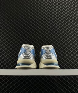 ASICS GEL-KAYANO 14 ‘ Cream / Pepper Brown ‘