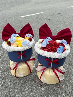 Snow White Round Bouquet  