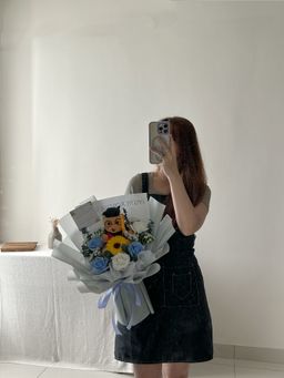 ( GB032) Graduation Bear Soap Flower Bouquet 