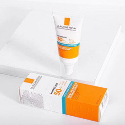 La Roche-Posay Anthelios Uvmune 400 Cream Spf50+ - 50ml | لاروش بوزيه كريم واقي شمسي هايدرايتنك  -50 مل