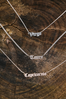 Collar Virgo - 99.9% Plata pura y manifestada