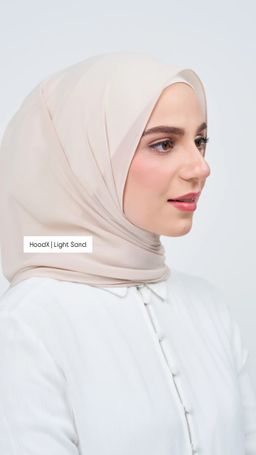 Light Sand