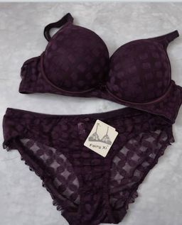 Lingerie Dame Excellente Qualité - Original Importé. Prix de vente: 13000 FCFA  Bénéfice 2000/Article vendu. Offre valable 30 jours renouvelable.