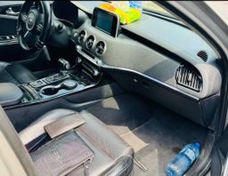 EN VENTE KIA STINGER, 2 CLÉS, DÉMARRAGE START,ANNÉE 07-2018, BOITE AUTOMATIQUE, 4 CYLINDRES, ESSENCE, Kilométrage :75000, TOUS LES PAPIERS SONT A JOUR. Détecteur de mouvement et de proximité Palettes au volant -Full Options Start-Stop Siège chauffant Gros coffre Commande vocale 5 modes de conduite : Mode Eco Mode Sport Mode Confort Mode Custom Mode Intelligent.  PRIX de vente: 10.8 MILLIONS à débattre. PRIX K.O: 9.5 MILLIONS K.O  Commission à la vente 100 000 FCFA.  