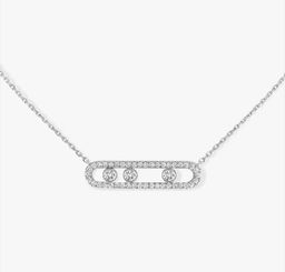 Three diamond pendant 