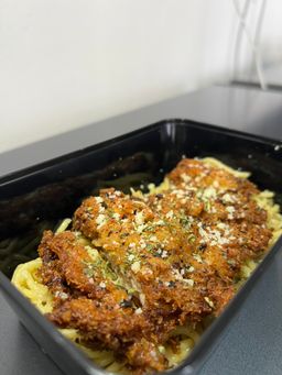 Aglio Olio + Chicken Chop