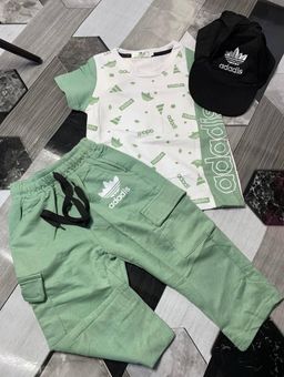 Vêtements Enfants Super Qualité 2 à 7ans. Prix de vente: 15 000 FCFA   Bénéfice: 2000 FCFA. Offre valable 30 jours renouvelable.