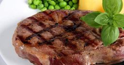 Muschi de vită Angus la grătar cu variatie de sosuri