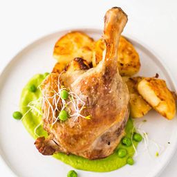 Pulpă de rată confiată