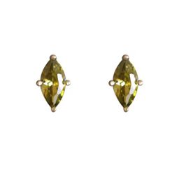 Olive oval earring 